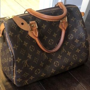 Louis Vuitton Speedy 30
